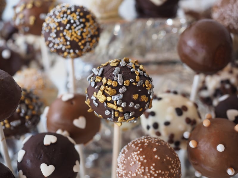 Galaxy Cake Pops